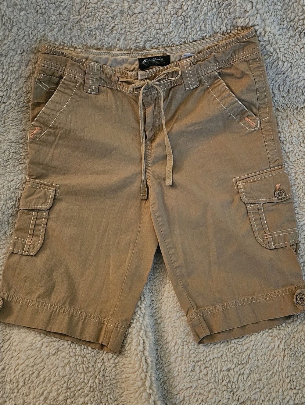 Eddie Bauer Womens Cargo Burmudas Khaki/ Peach Threading Sz 6